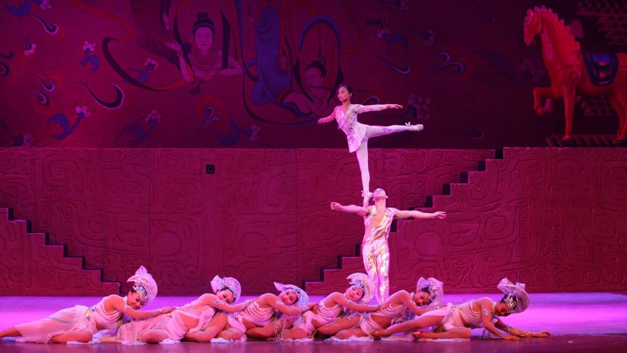 Chaoyang Theatre - Acrobatics Show